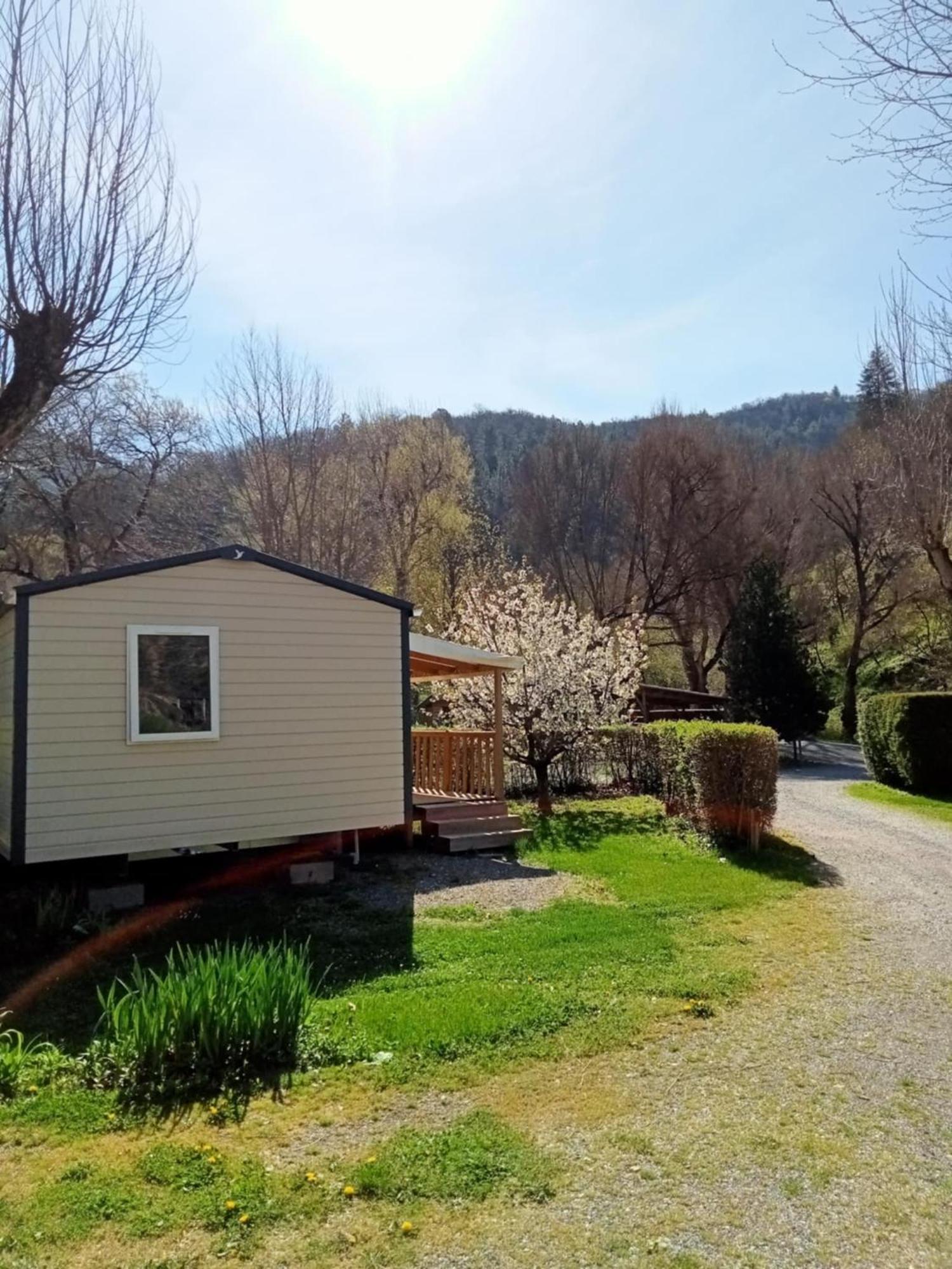 Camping Du Bourg Digne-les-Bains Exterior photo